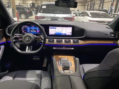 Used 2025 Mercedes-Benz GLS 450 4MATIC w/ AMG Line Exterior
