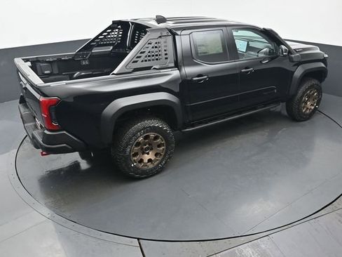 Certified 2025 Toyota Tacoma Trailhunter image 41