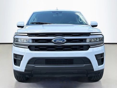 Used 2022 Ford Expedition XLT RWD image 3