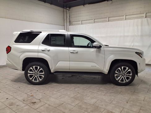 New 2026 Toyota 4Runner Limited image 10