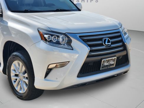 Used 2019 Lexus GX 460 Premium AWD/4WD image 35