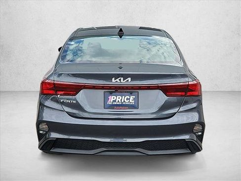 Used 2023 Kia Forte LXS FWD image 7