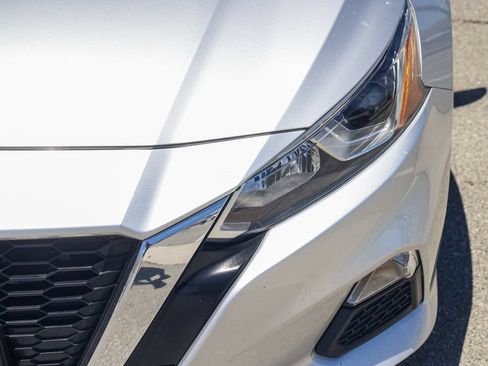 Used 2021 Nissan Altima 2.5 S FWD image 10