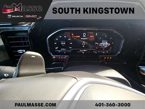 Used 2023 GMC Sierra 1500 Elevation w/ Preferred Package image 3