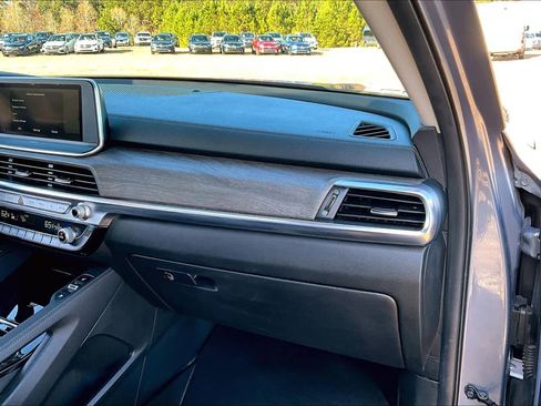 Used 2022 Kia Telluride EX w/ EX Premium Package image 17