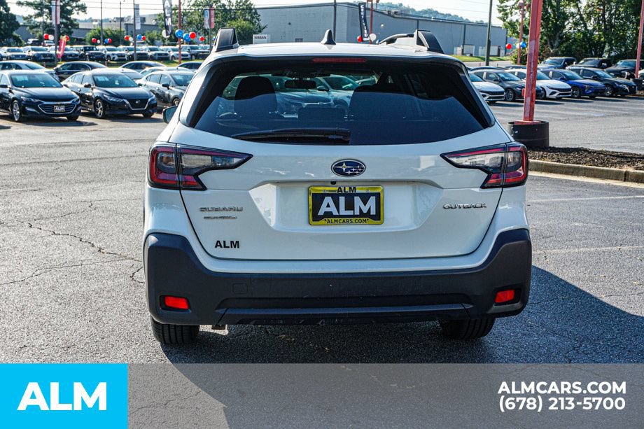 Used 2024 Subaru Outback Premium AWD/4WD image 10