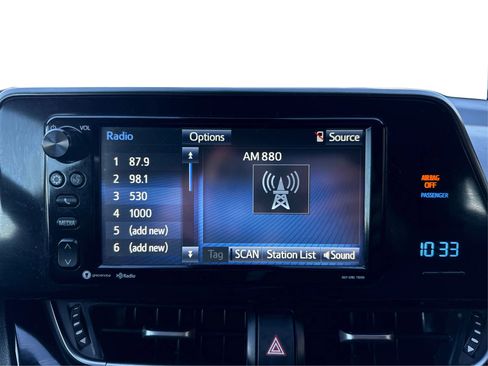 Used 2018 Toyota C-HR XLE image 15