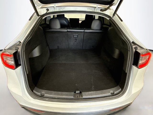 Used 2020 Tesla Model Y Performance AWD/4WD image 25