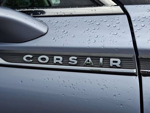 Used 2022 Lincoln Corsair AWD w/ Premium Package image 30