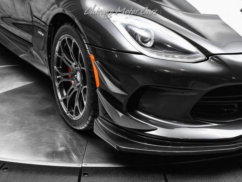 Used 2013 SRT Viper GTS w/ GTS Laguna Interior Pkg image 45