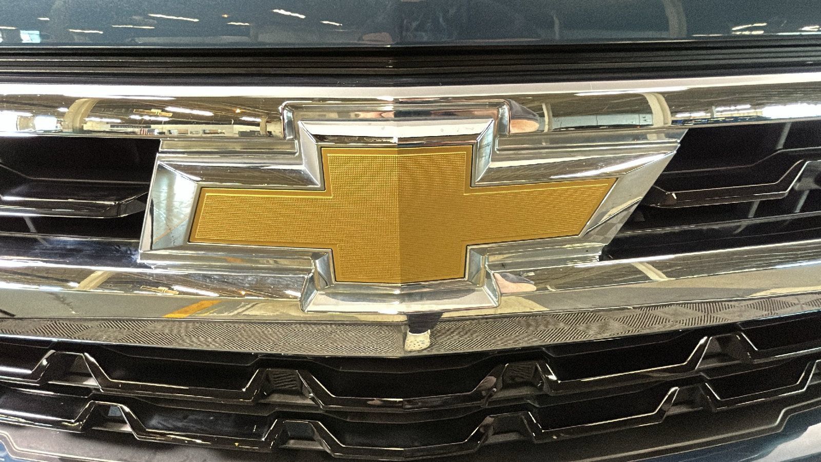 Used 2024 Chevrolet Silverado 1500 LT AWD/4WD image 9