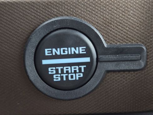 Used 2022 Ford Bronco Outer Banks image 25