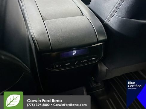 Used 2023 Toyota Highlander XLE AWD/4WD image 28