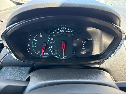 Used 2020 Chevrolet Trax LT FWD image 35
