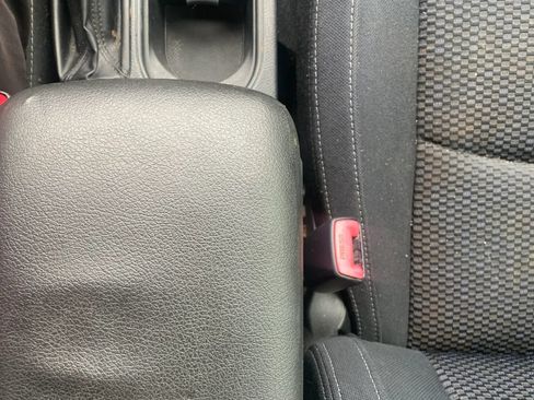 Used 2017 Subaru Forester 2.5i w/ Alloy Wheel Package AWD/4WD image 21