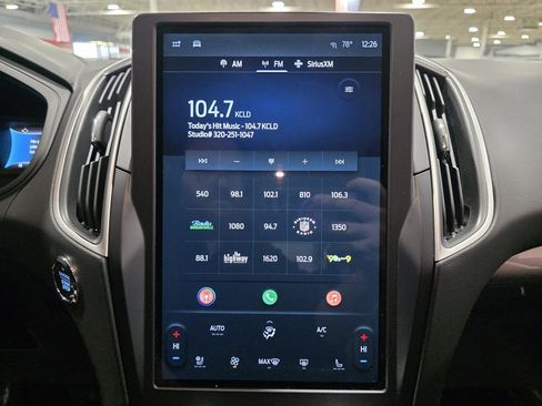 Used 2024 Ford Edge SEL w/ Convenience Package image 23