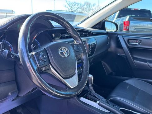 Used 2016 Toyota Corolla S Premium image 10