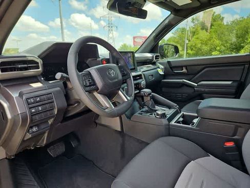Used 2026 Toyota Tacoma TRD Off-Road AWD/4WD image 10