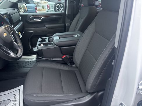Used 2025 Chevrolet Silverado 1500 LT w/ Protection Package image 26
