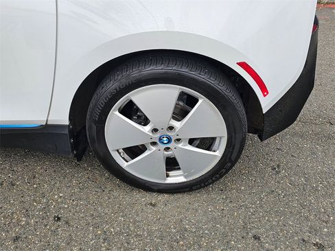 Used 2015 BMW i3 image 9
