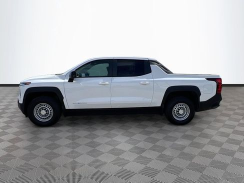 Used 2024 Chevrolet Silverado EV W/T AWD/4WD image 4
