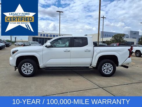 Used 2025 Toyota Tacoma SR5 RWD image 3