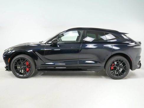 Used 2025 Aston Martin DBX 707 AWD/4WD image 2