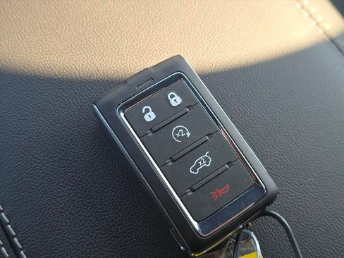 New 2026 Jeep Grand Cherokee Limited image 13