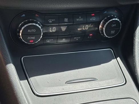 Used 2019 Mercedes-Benz GLA 250 4MATIC image 21