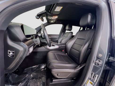 Used 2021 Mercedes-Benz GLS 450 4MATIC image 22