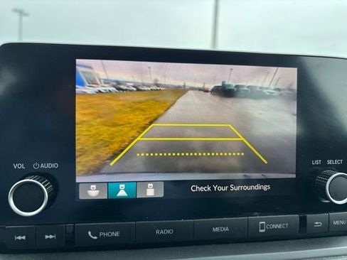 Used 2023 Honda Accord EX image 19