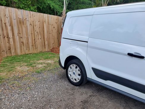 Used 2019 Ford Transit Connect XLT FWD image 15