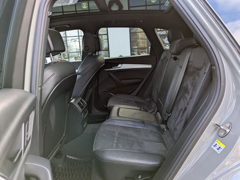 Used 2019 Audi SQ5 Premium image 39