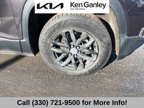 Used 2018 GMC Acadia SLT image 21