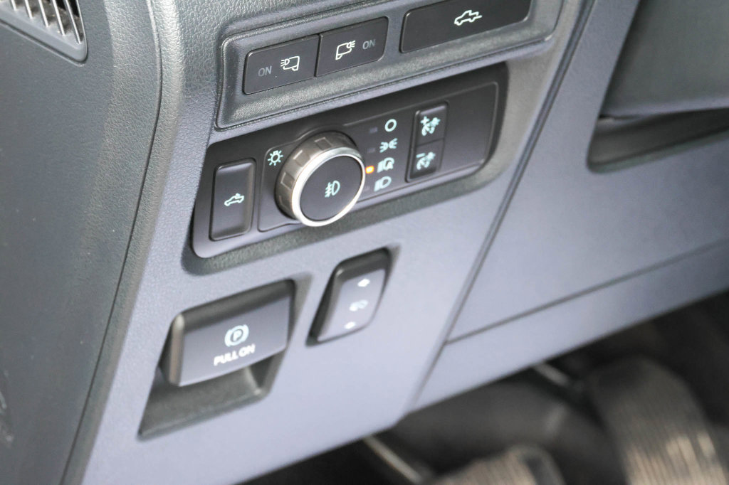 Used 2021 Ford F150 Platinum w/ Equipment Group 701A High AWD/4WD image 16