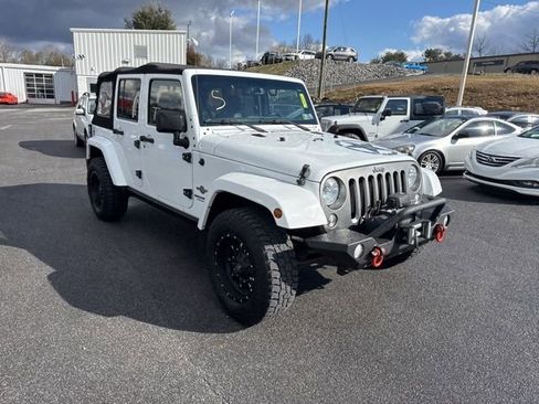 Used 2015 Jeep Wrangler Unlimited Sport image 2