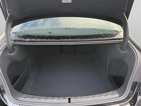 Used 2019 BMW 330i xDrive Sedan w/ Convenience Package image 9