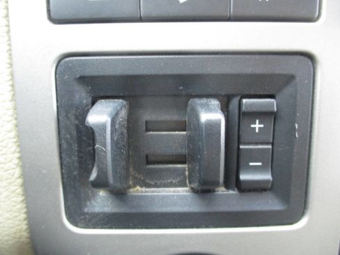 Used 2017 Ford Expedition EL Limited w/ Equipment Group 301A image 24