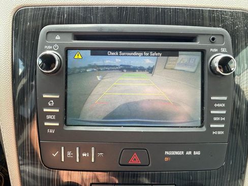 Used 2016 Chevrolet Traverse LT AWD/4WD image 24