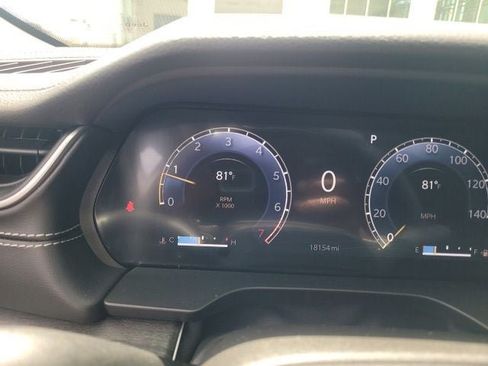 Used 2023 Jeep Grand Cherokee Limited RWD image 14