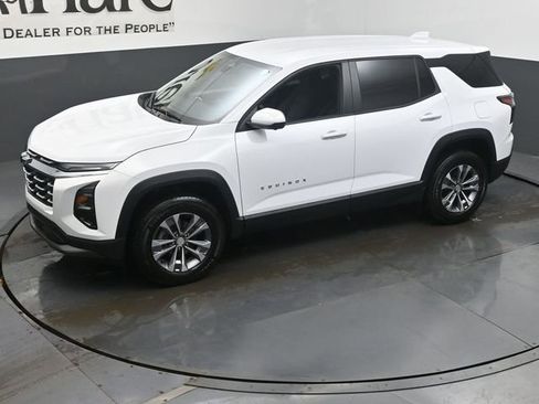 New 2026 Chevrolet Equinox LT w/ Safety and Technology Package FWD image 22
