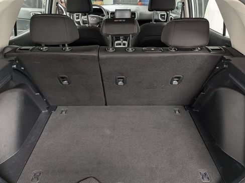 Used 2020 Hyundai Venue SEL FWD image 13