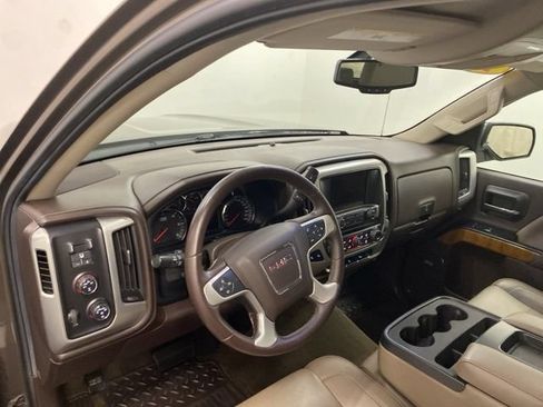 Used 2014 GMC Sierra 1500 SLT w/ SLT Crew Cab Value Package AWD/4WD image 8