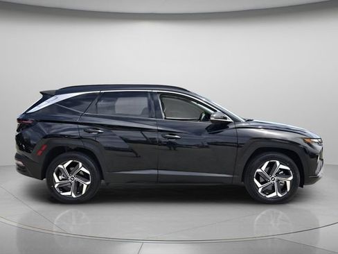 Used 2022 Hyundai Tucson Limited AWD/4WD image 5