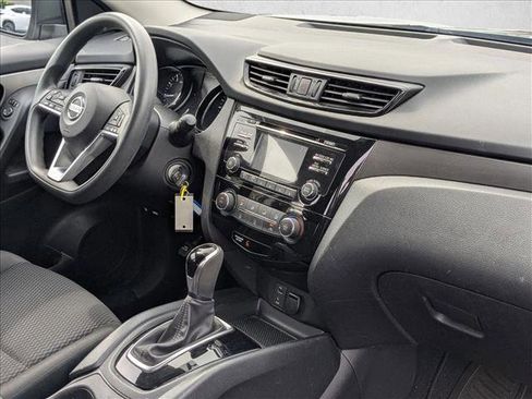 Used 2018 Nissan Rogue Sport S w/ S Appearance Package image 20