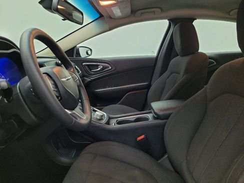 Used 2016 Chrysler 200 Limited image 17