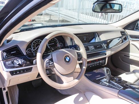Used 2014 BMW 528i xDrive Sedan AWD/4WD image 17