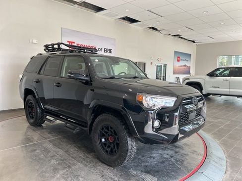 Used 2022 Toyota 4Runner SR5 Premium w/ TRD Black Wheel Package (TMS) AWD/4WD image 1