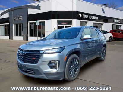 Used 2023 Chevrolet Traverse RS