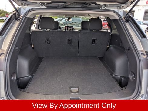 Used 2025 Chevrolet Blazer LT FWD image 30